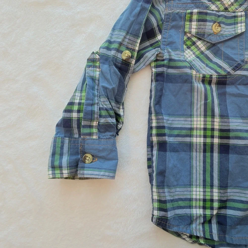 Gap Carter's Shirt Bundle Toddler Boys 2T Multicolor Excellent Plaid Dino Tee